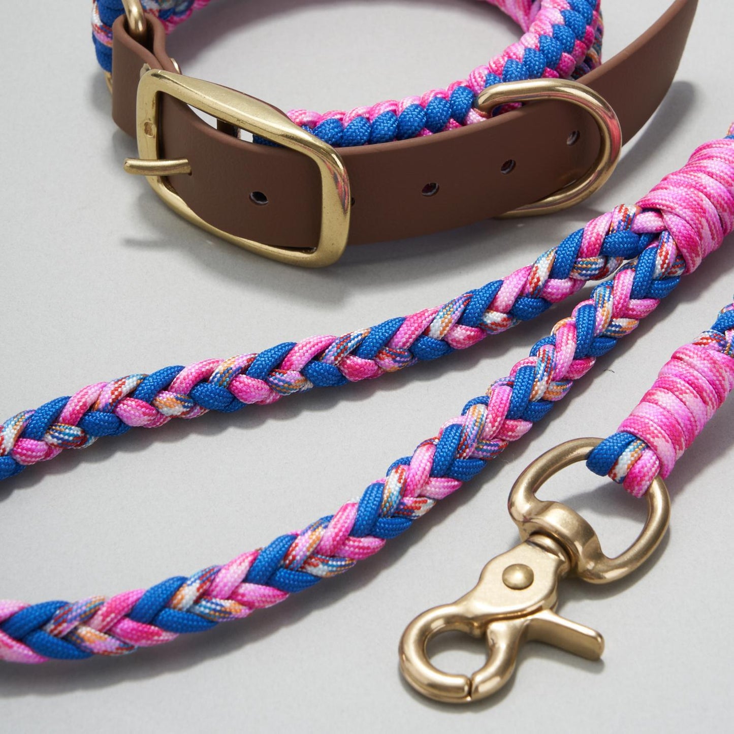 Gochill 4 | Dog Collar and Leash | 12.2-15.7“ | Dopamine Color